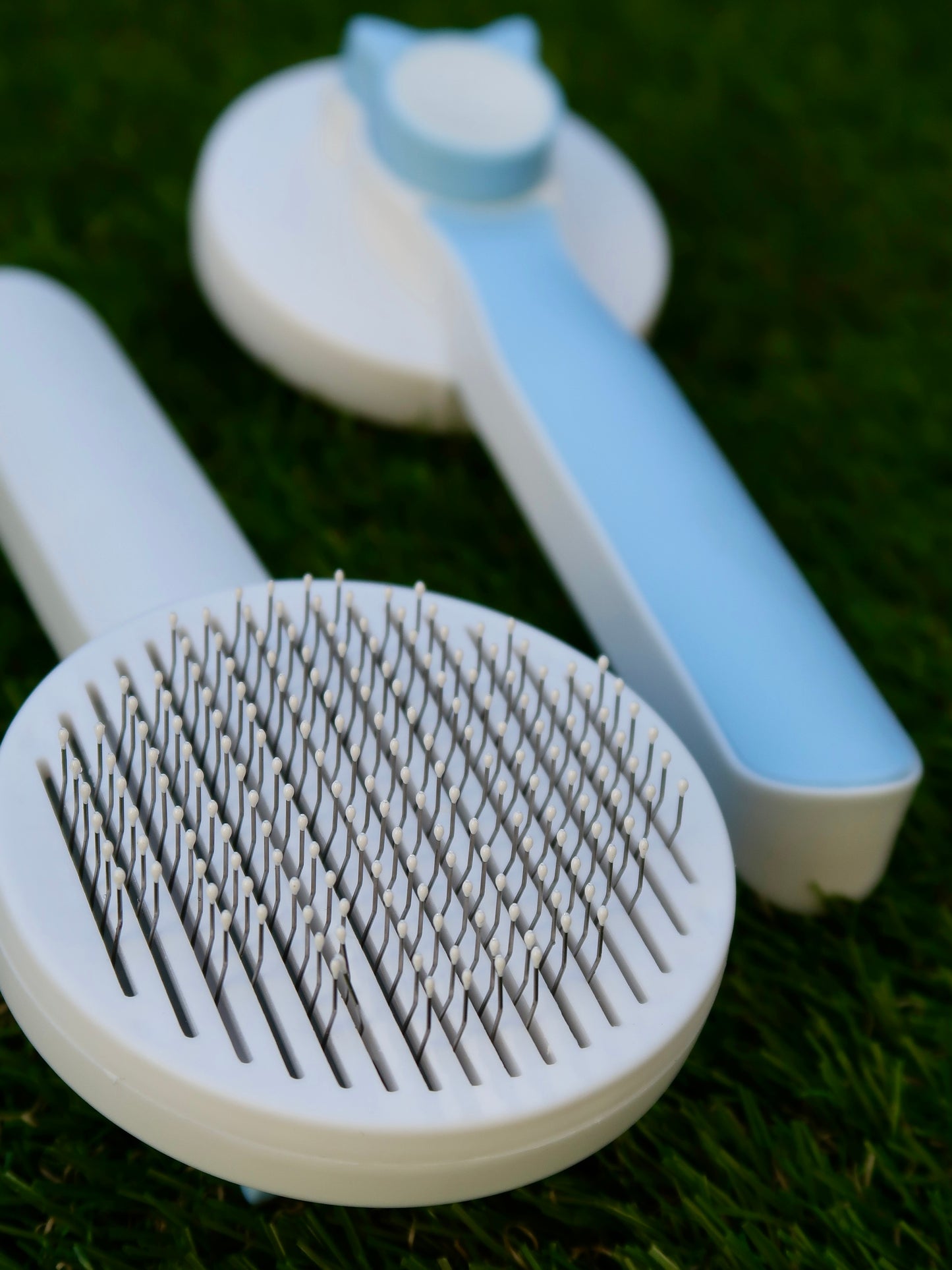 Easy-Clean Pet Slicker Brush