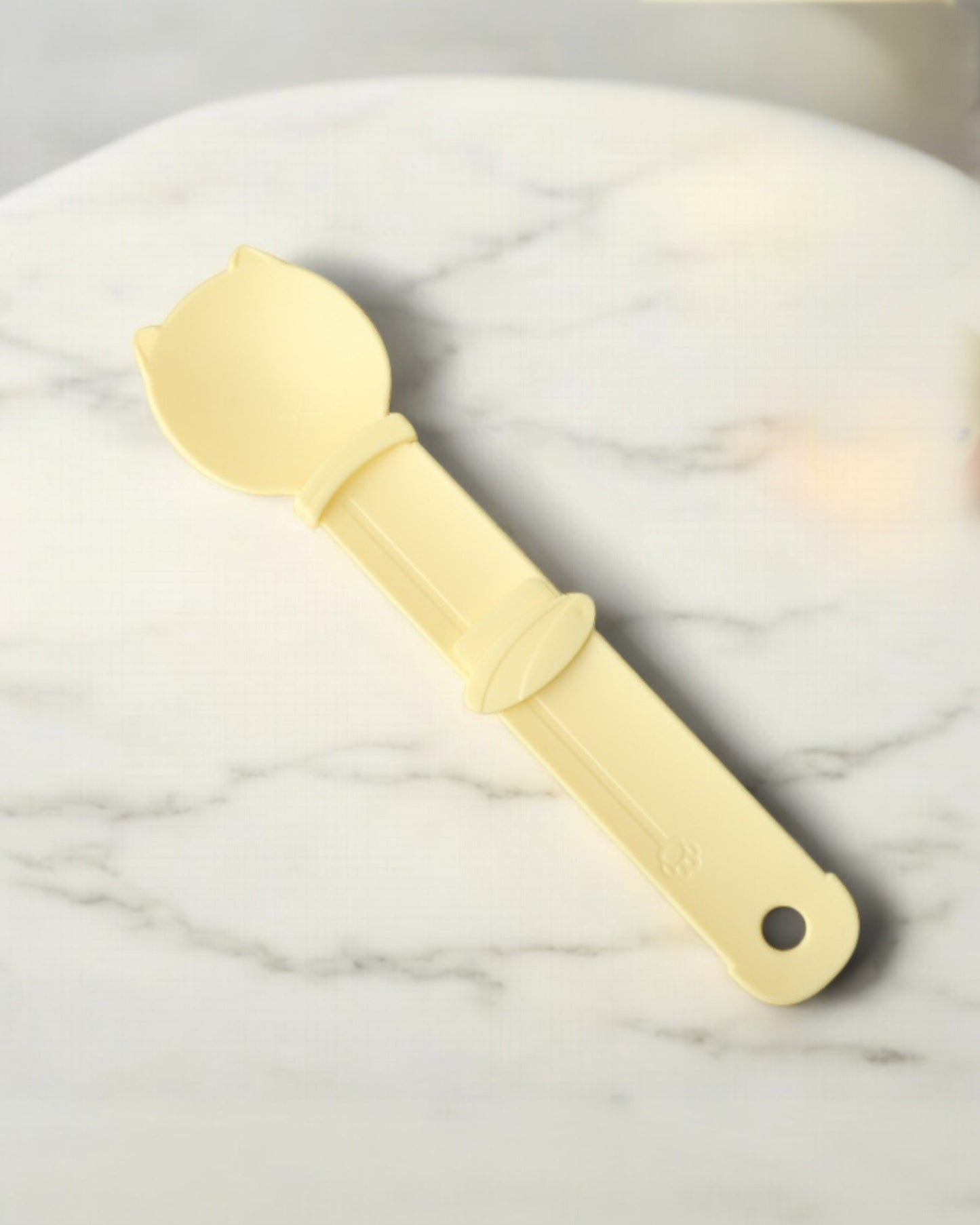 Cat Puree Dispenser
