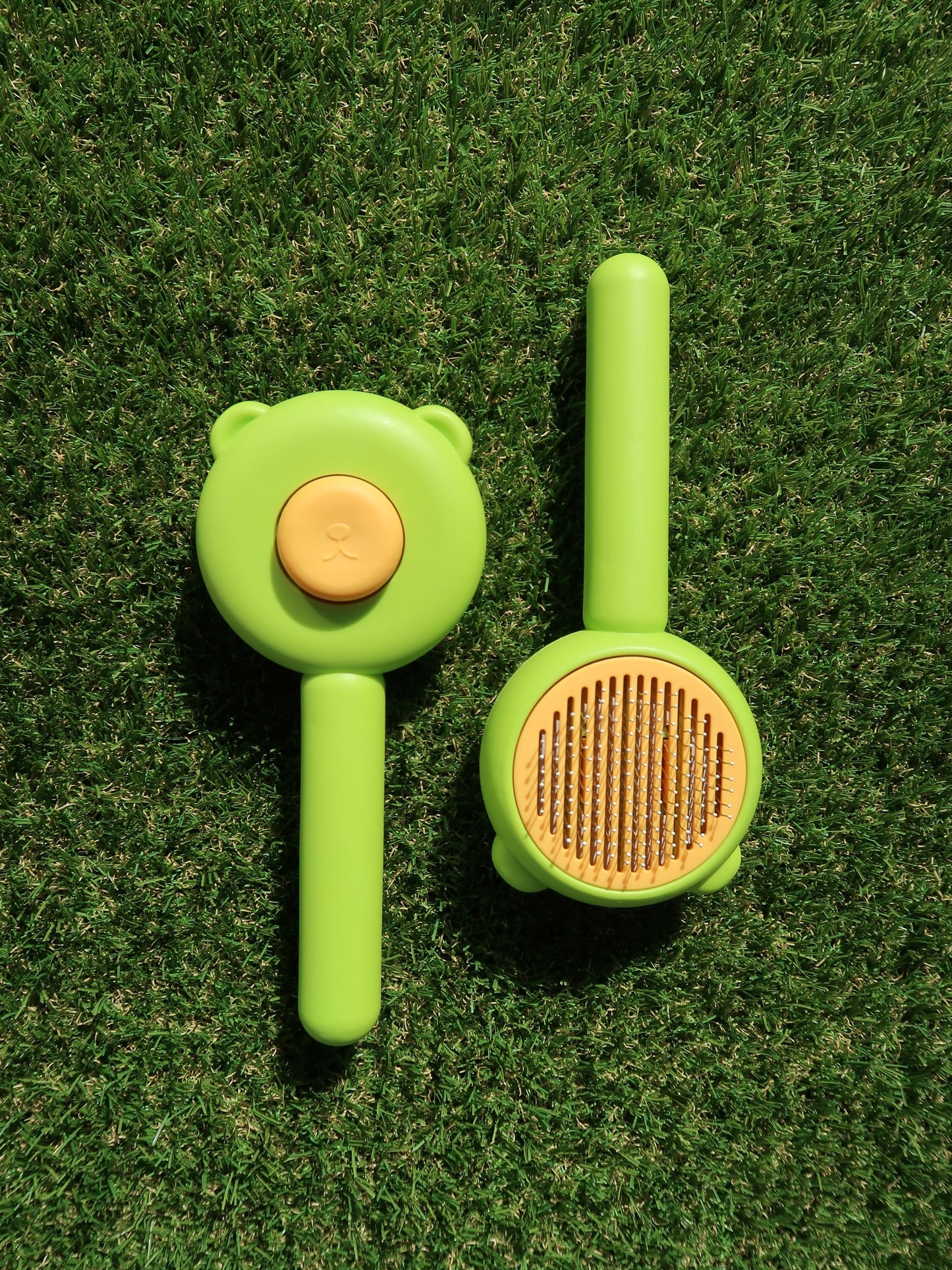 Gentle Grooming Pet Brush [Apple Green]