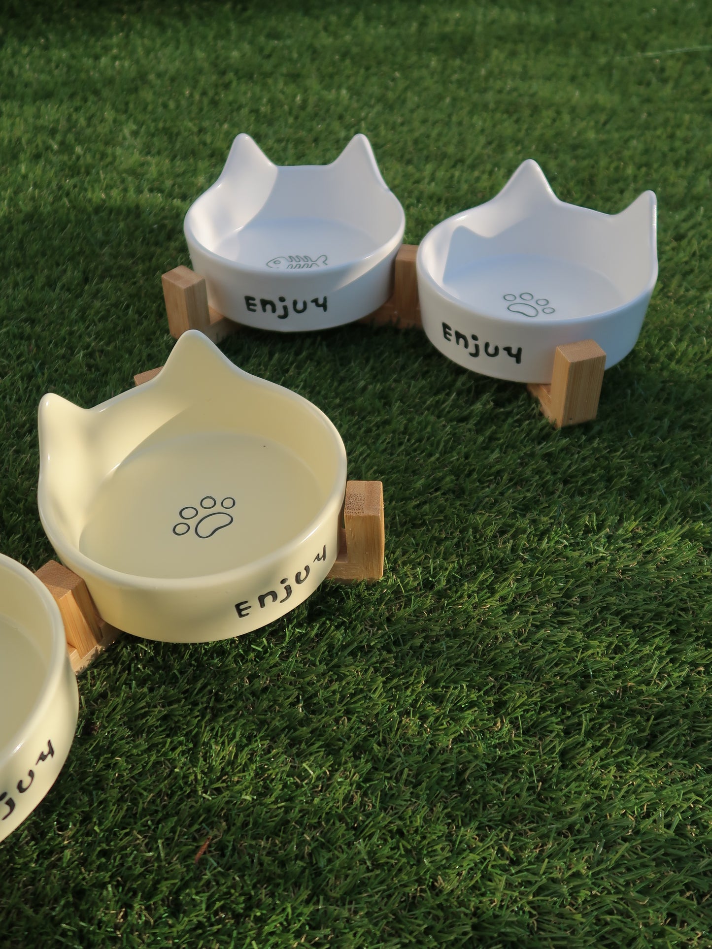 Cat‑Ear Ceramic Pet Bowl Duo [White]