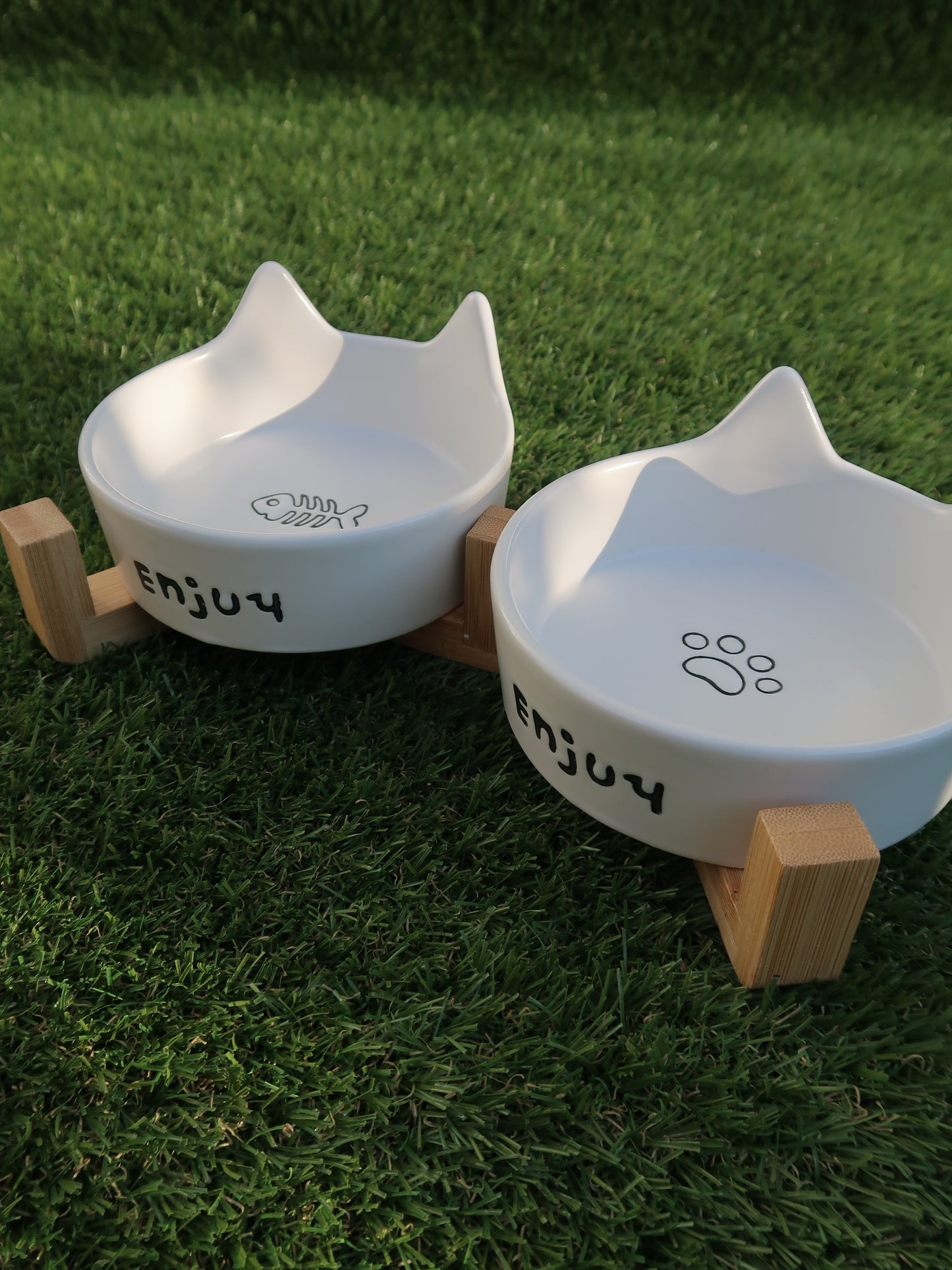 Cat‑Ear Ceramic Pet Bowl Duo [White]