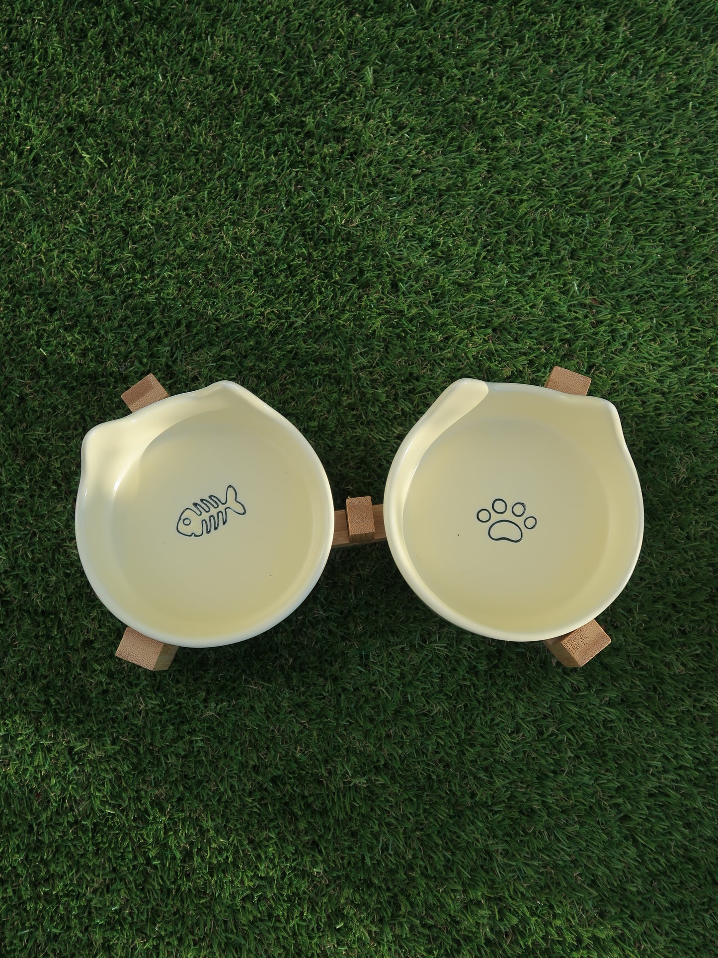 Cat‑Ear Ceramic Pet Bowl Duo [Yellow]